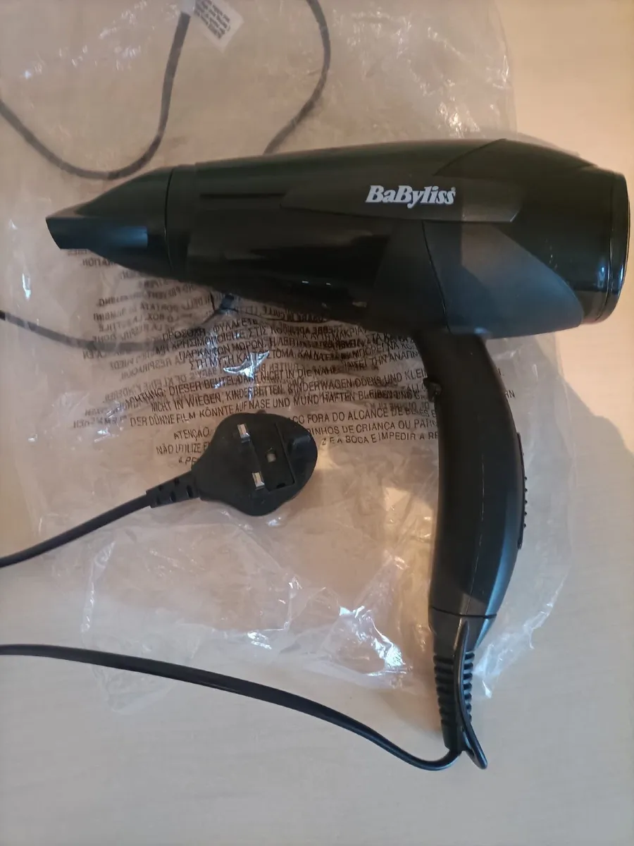 Hair dryer - Image 1