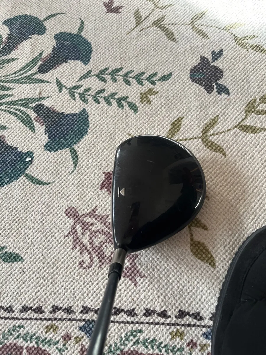 Titleist 909D3 Driver - Image 3