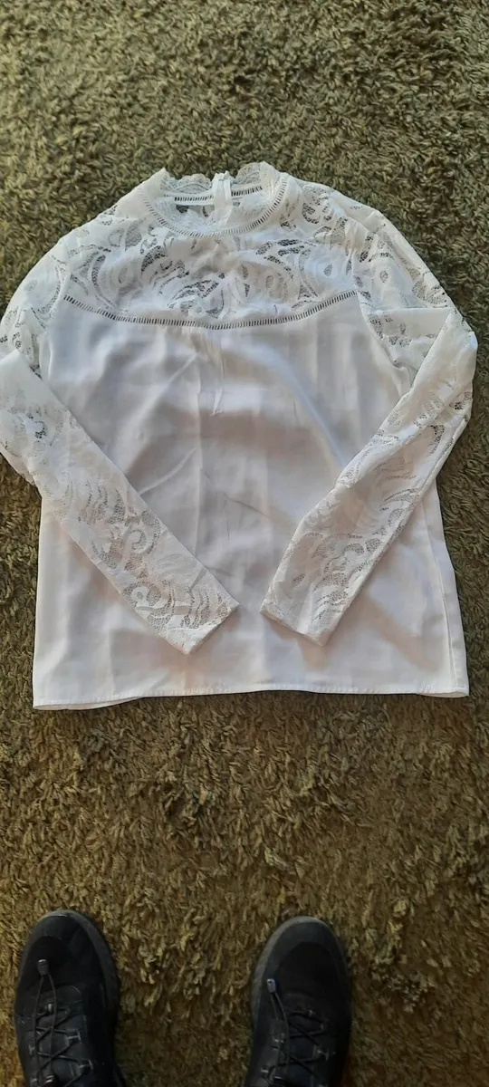 Ladies clothes for sale - Image 4