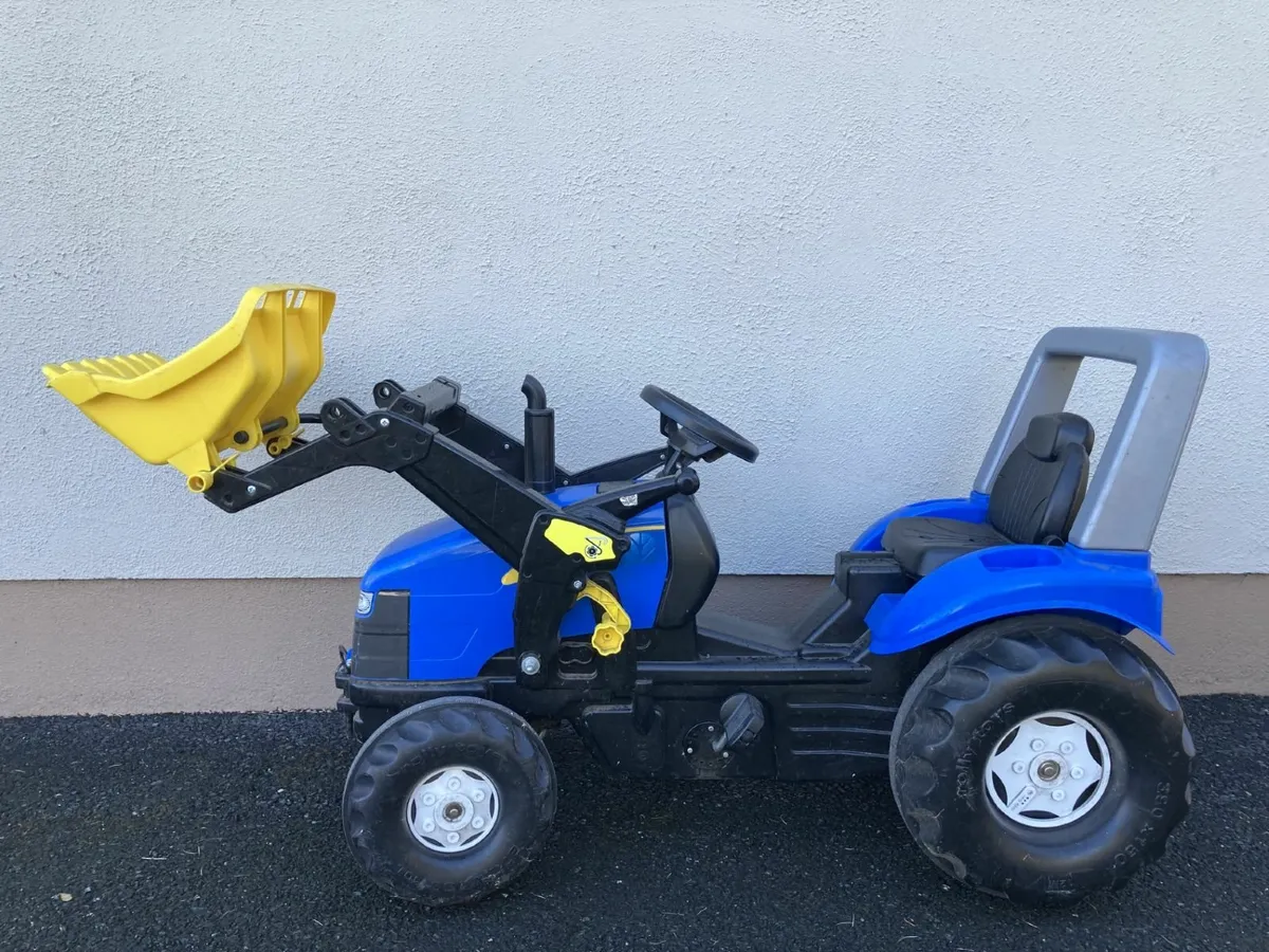 Toy tractors - Pedal New Holland and John Deere - Image 3