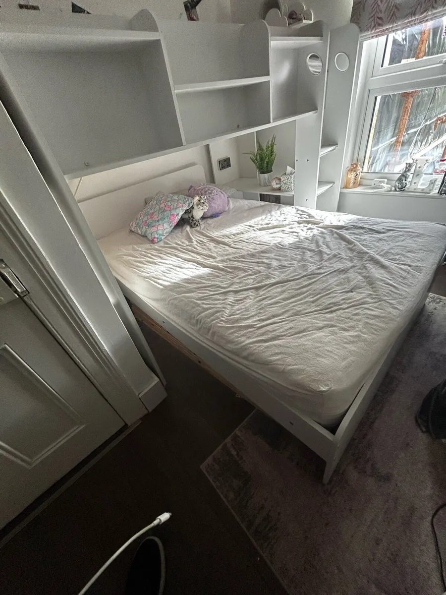 Triple Bunk Bed - Image 2