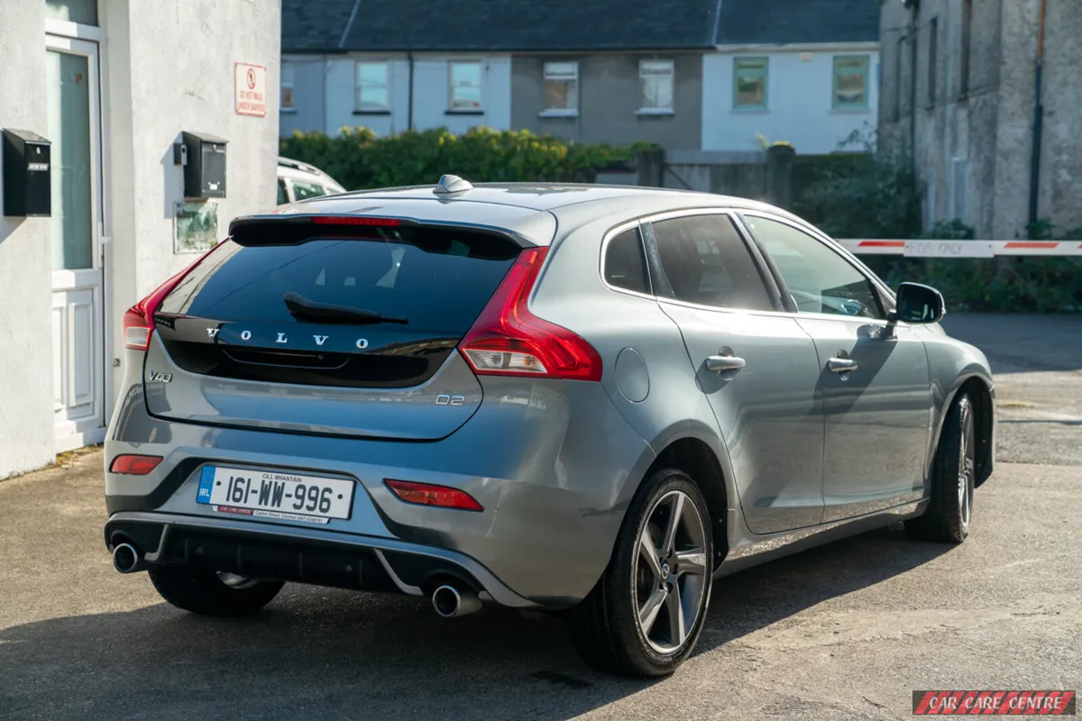 🔥 2016 Volvo V40 2.0 Diesel 🔥 R Design - Image 2