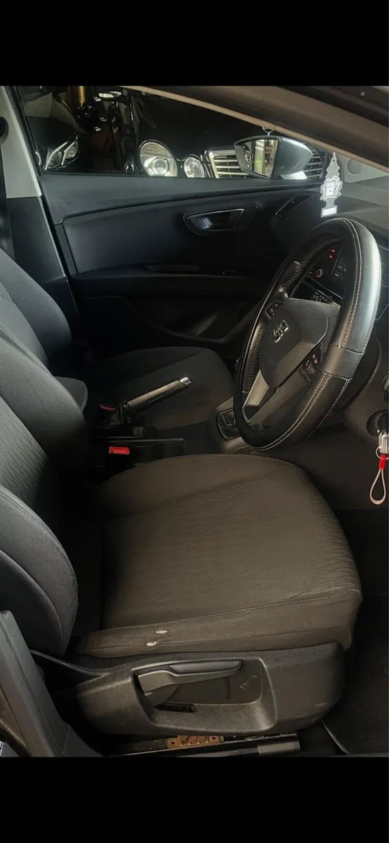 2015 leon 1.2tsi QUICK SALE - Image 4