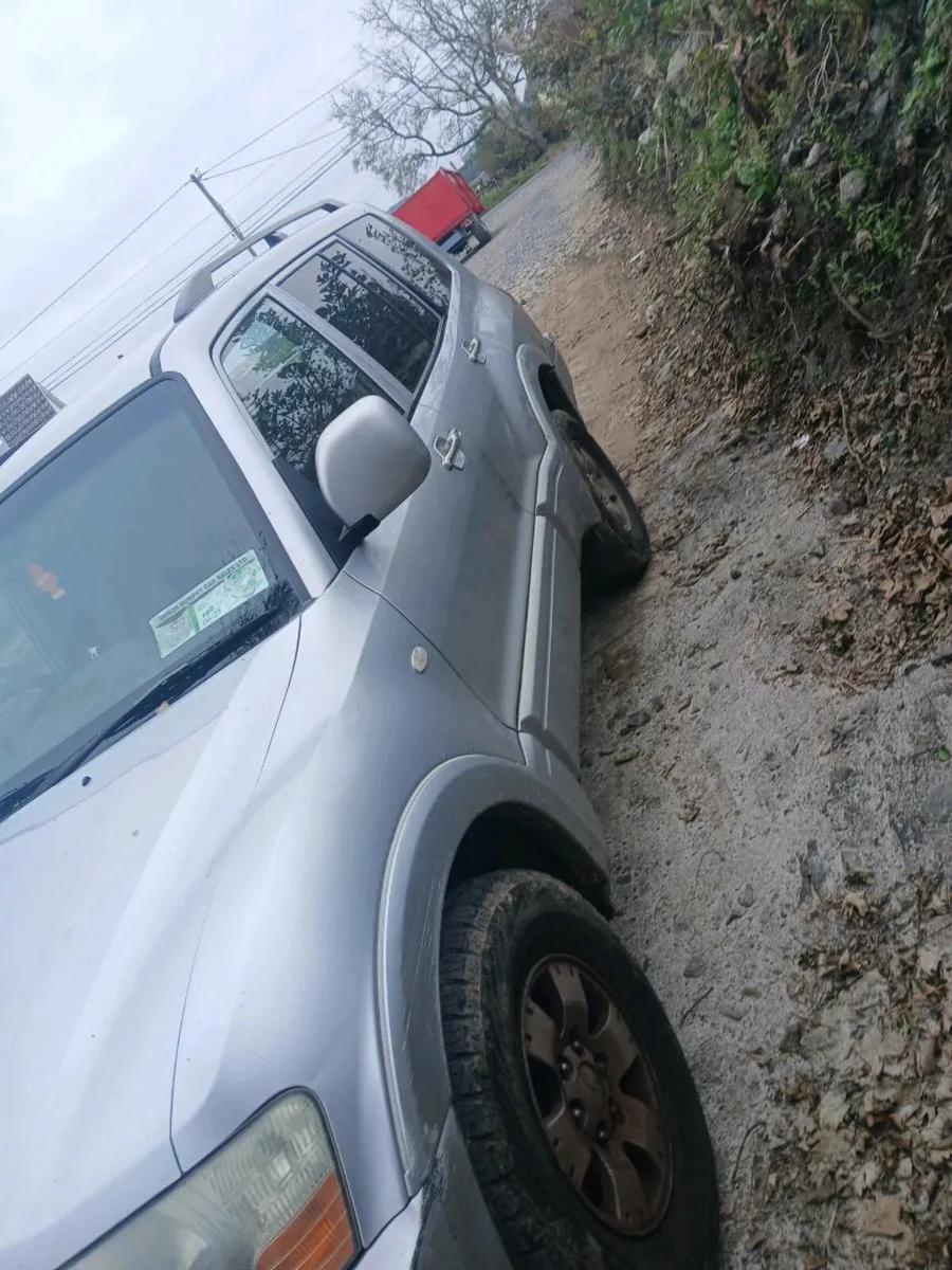 Mitsubiishi  pajero 3.2 - Image 2