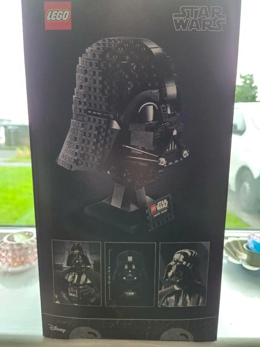 LEGO Star Wars

LEGO Star Wars 75304 Darth Vader H - Image 1