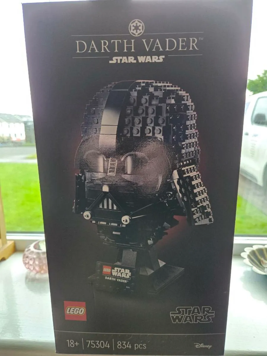 LEGO Star Wars

LEGO Star Wars 75304 Darth Vader H - Image 2