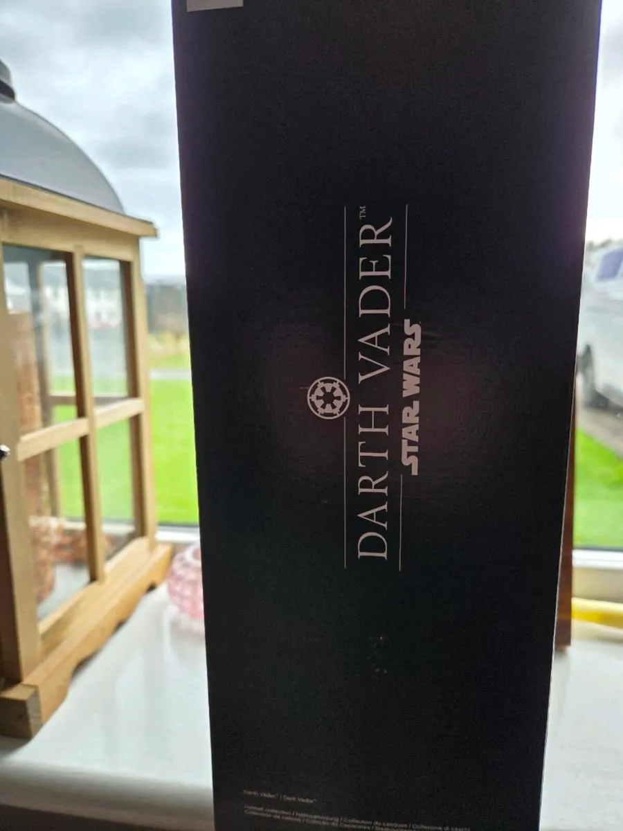 LEGO Star Wars

LEGO Star Wars 75304 Darth Vader H - Image 4