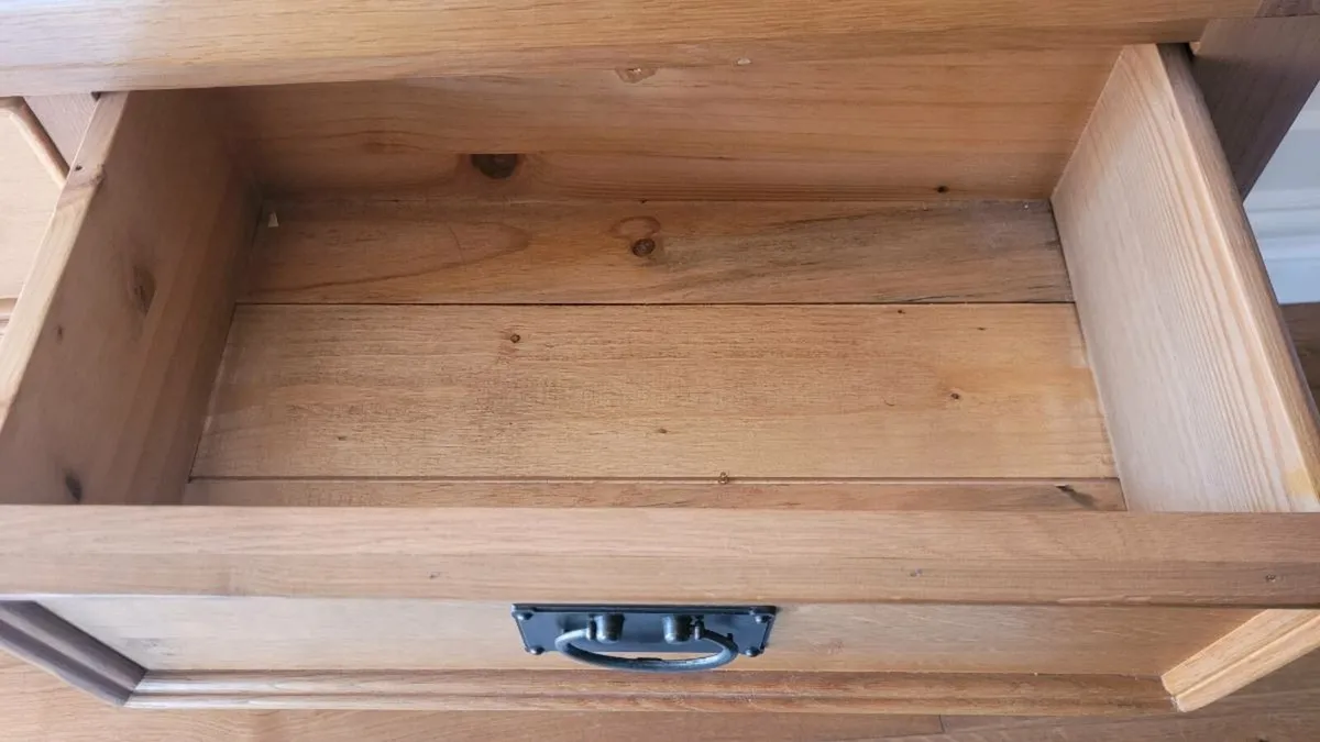 Console Table - Image 2