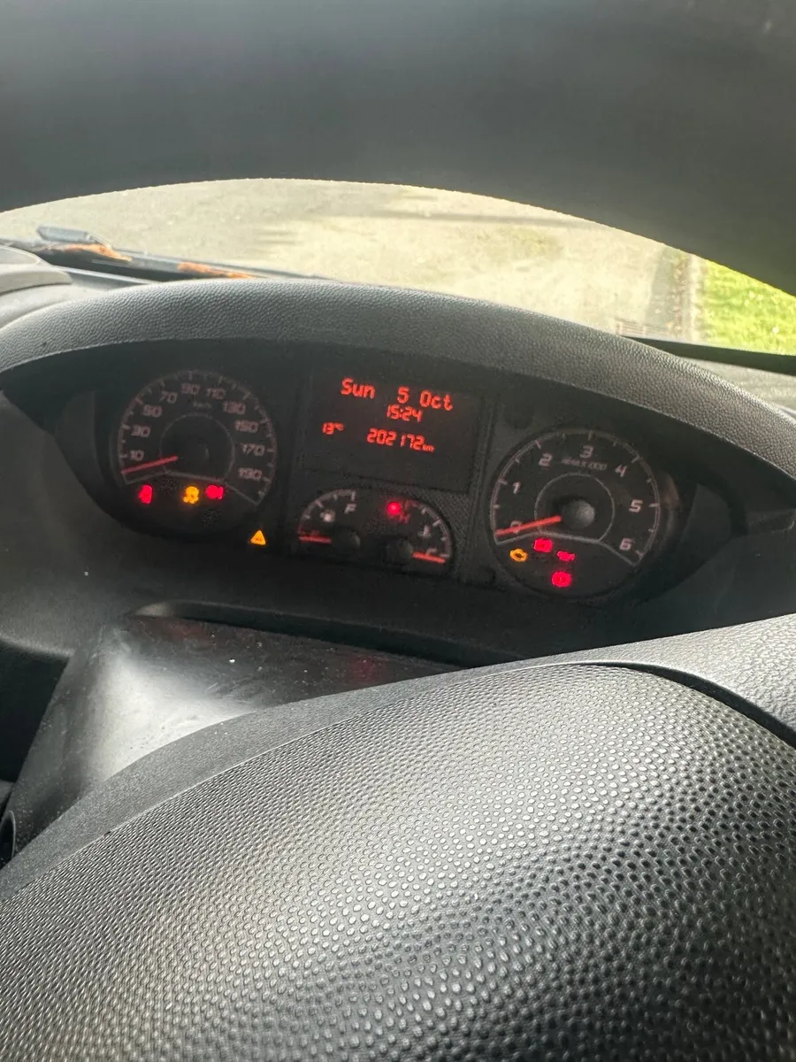 Peugeot Boxer 2017 for sale - Image 4