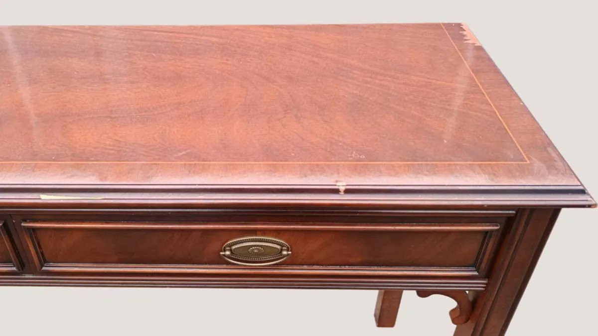 📍 CLEARANCE: Mahogany table with two drawers - Image 4