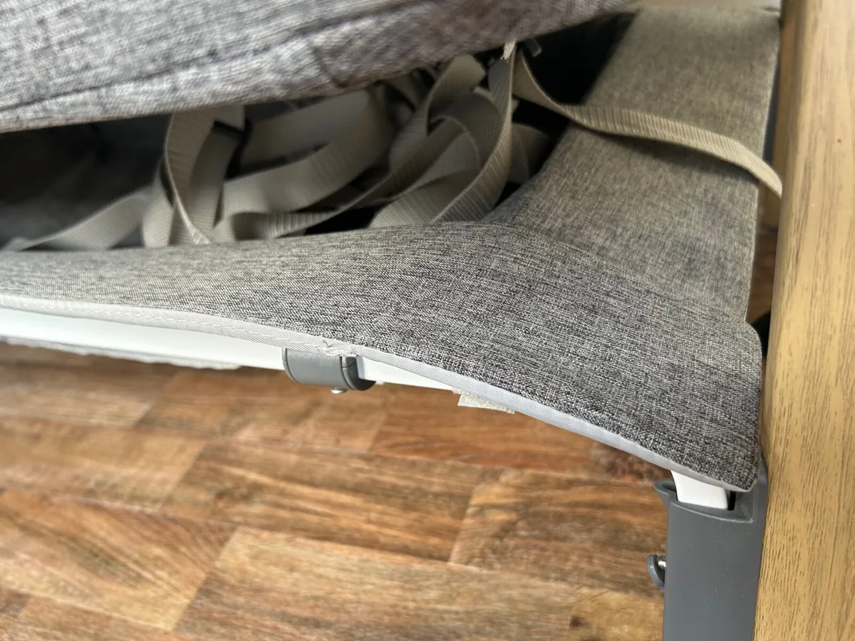 Tutti Bambini Cozee Bedside Crib - Image 4