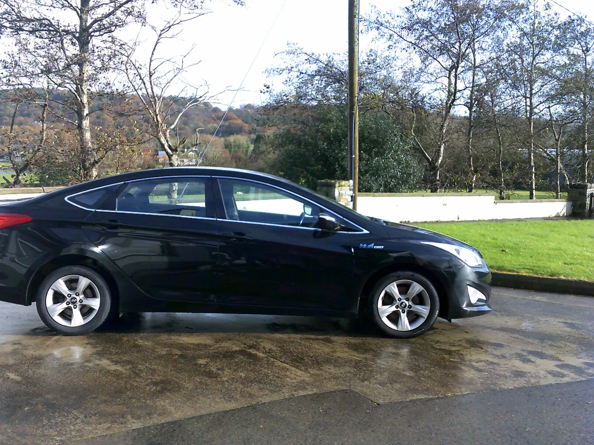 Hyundai i40 2015 - Image 1