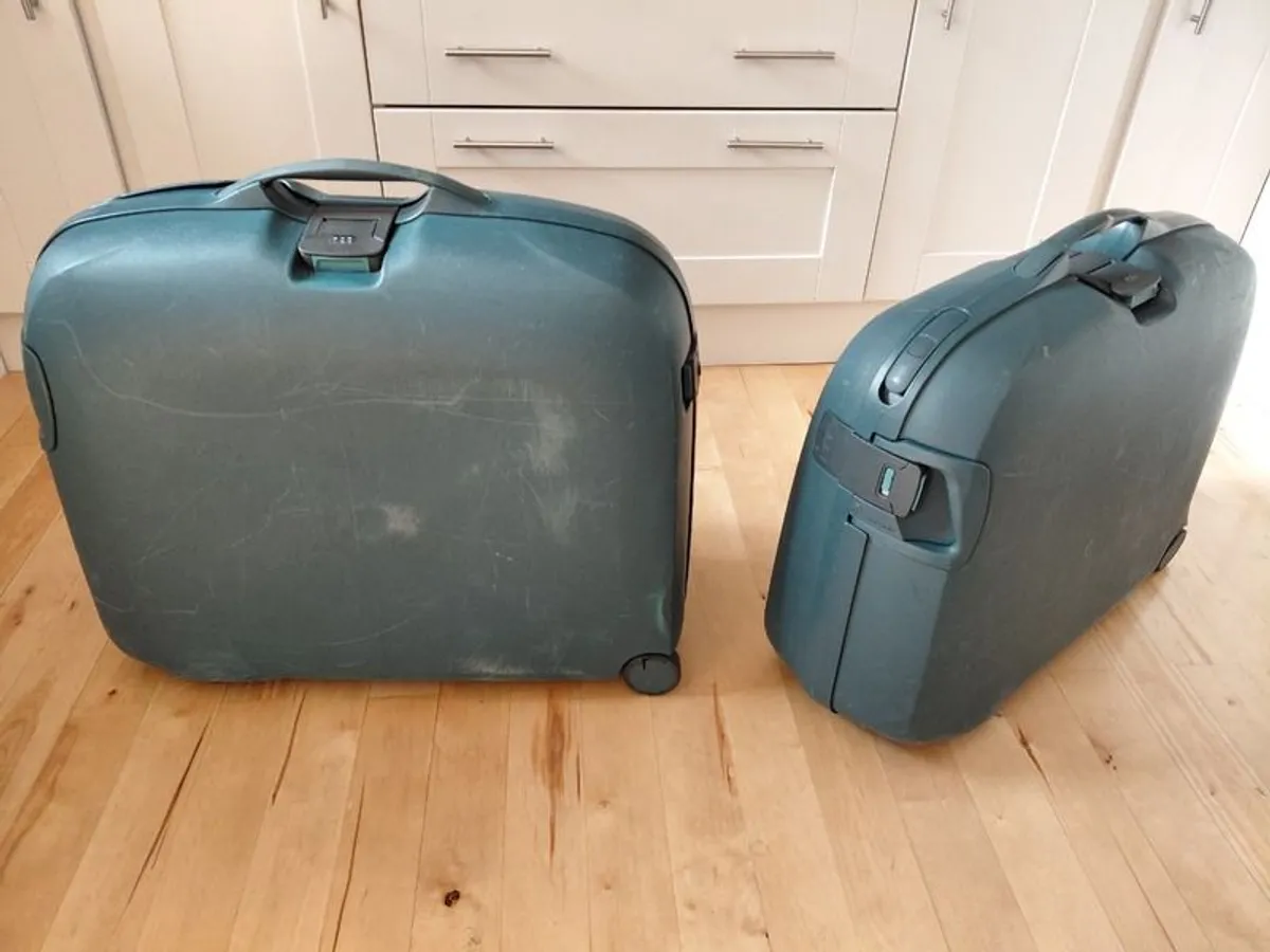 2 Large Samsonite cases - Image 1