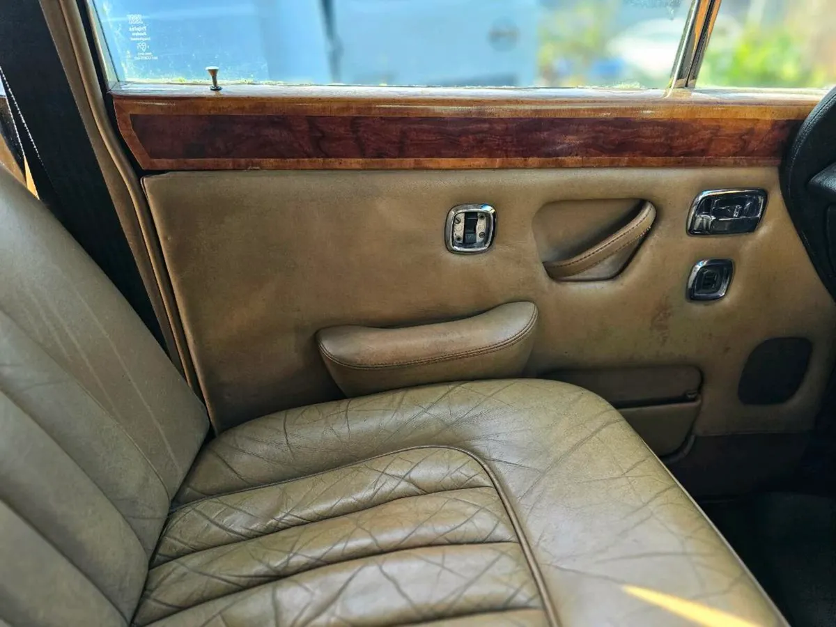 Silver Shadow. 1975 - Image 4