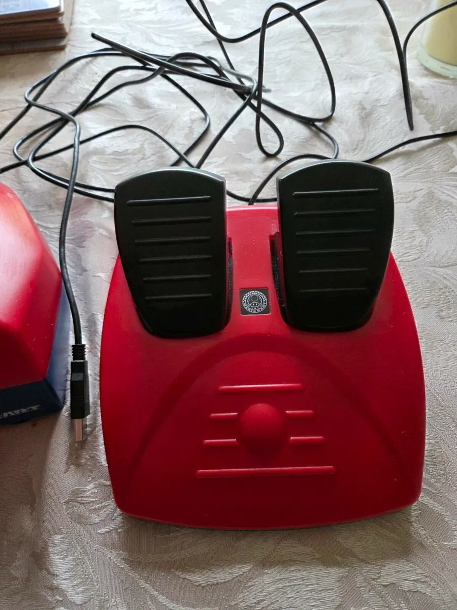 HORI Mario Kart Racing Wheel Pro for Nintendo Swit - Image 2