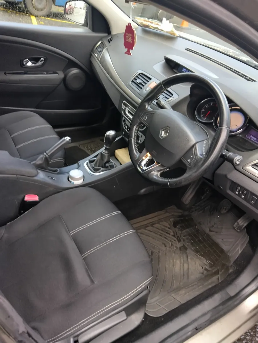 Renault Fluence 2015 - Image 1