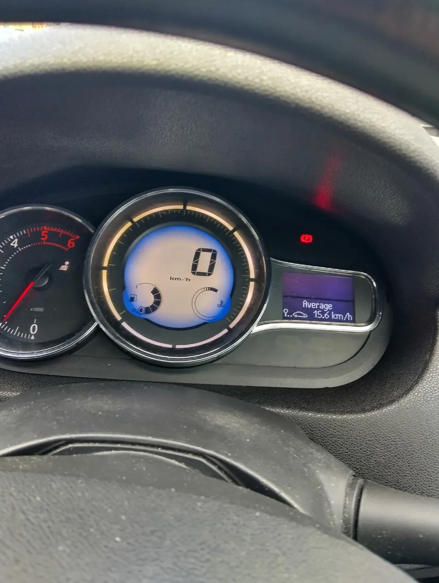 Renault Fluence 2015 - Image 3