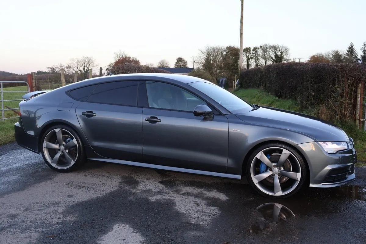 2015 Audi A7 Black Edition S- Line - Image 2