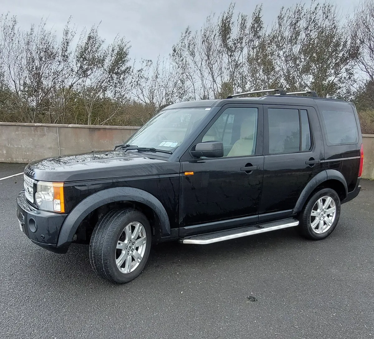 Land Rover Discovery HSE - Image 2