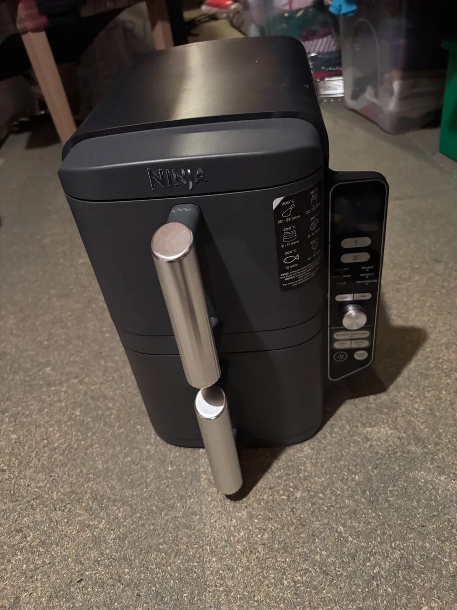Ninja stack double air fryer - Image 1