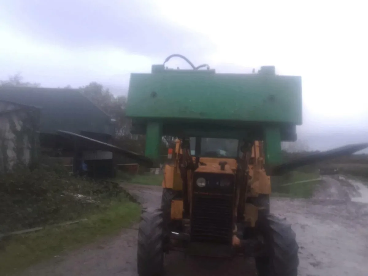 Mchale silage grab - Image 1