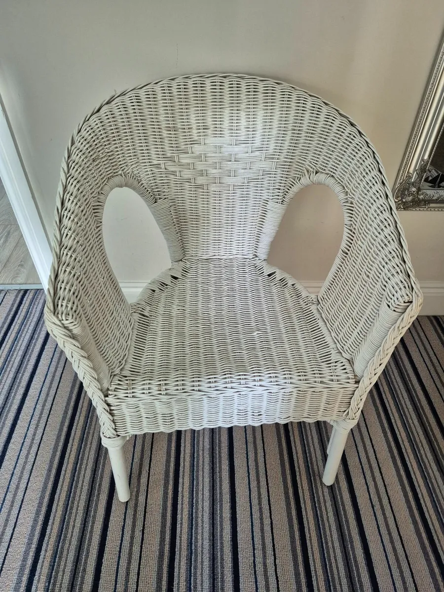 Wicker chair - Image 2