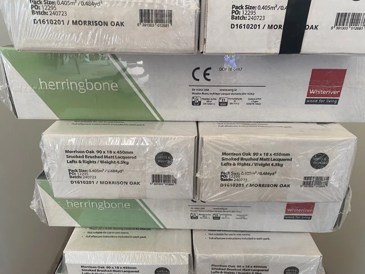 Oak Parquet flooring  & glue - Image 4