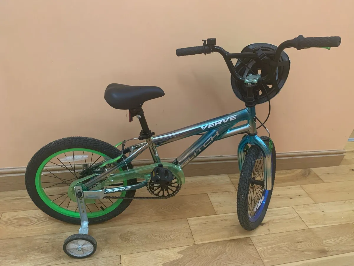 18” Glitch Verve Bike & Helmet