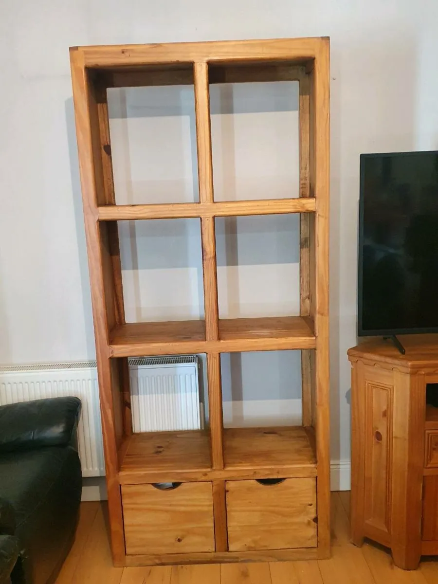 Solid Oak TV unit & Solid Oak shelving unit - Image 2