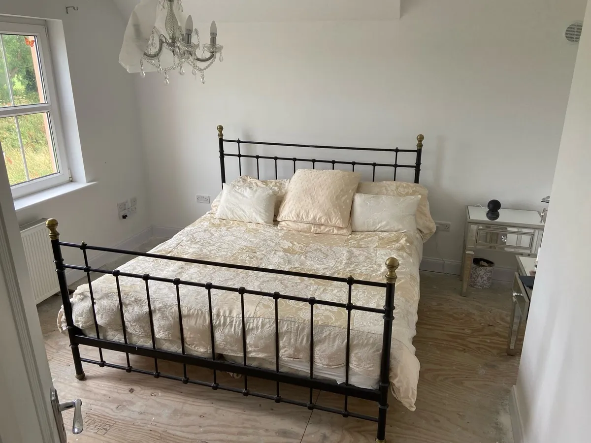 Super king size metal bed frame