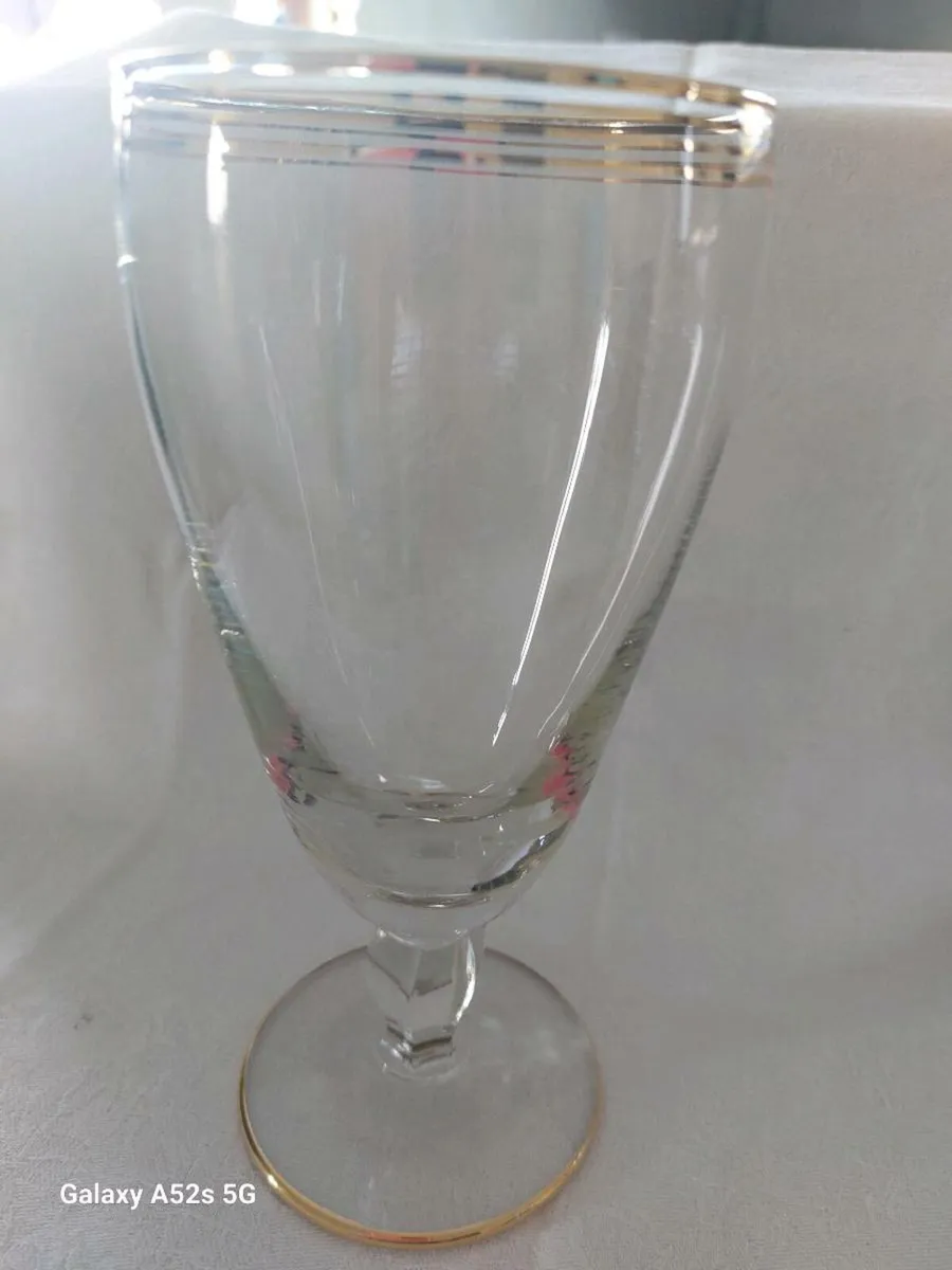 Gold rimmed vintage glasses × 5 - Image 1