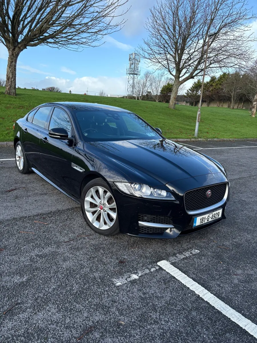 Jaguar XF 2018 - Image 2