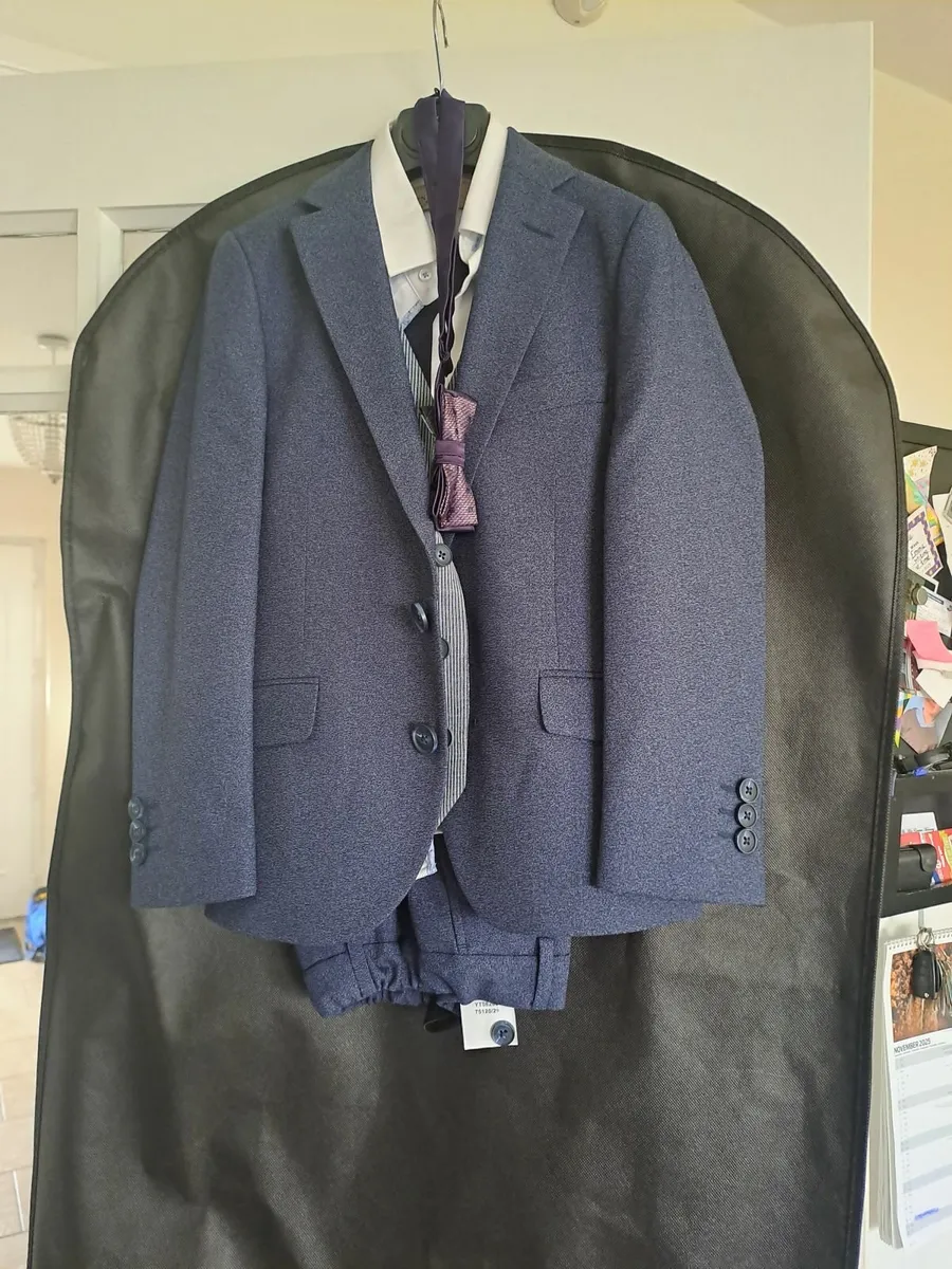 Communion suit - Image 1