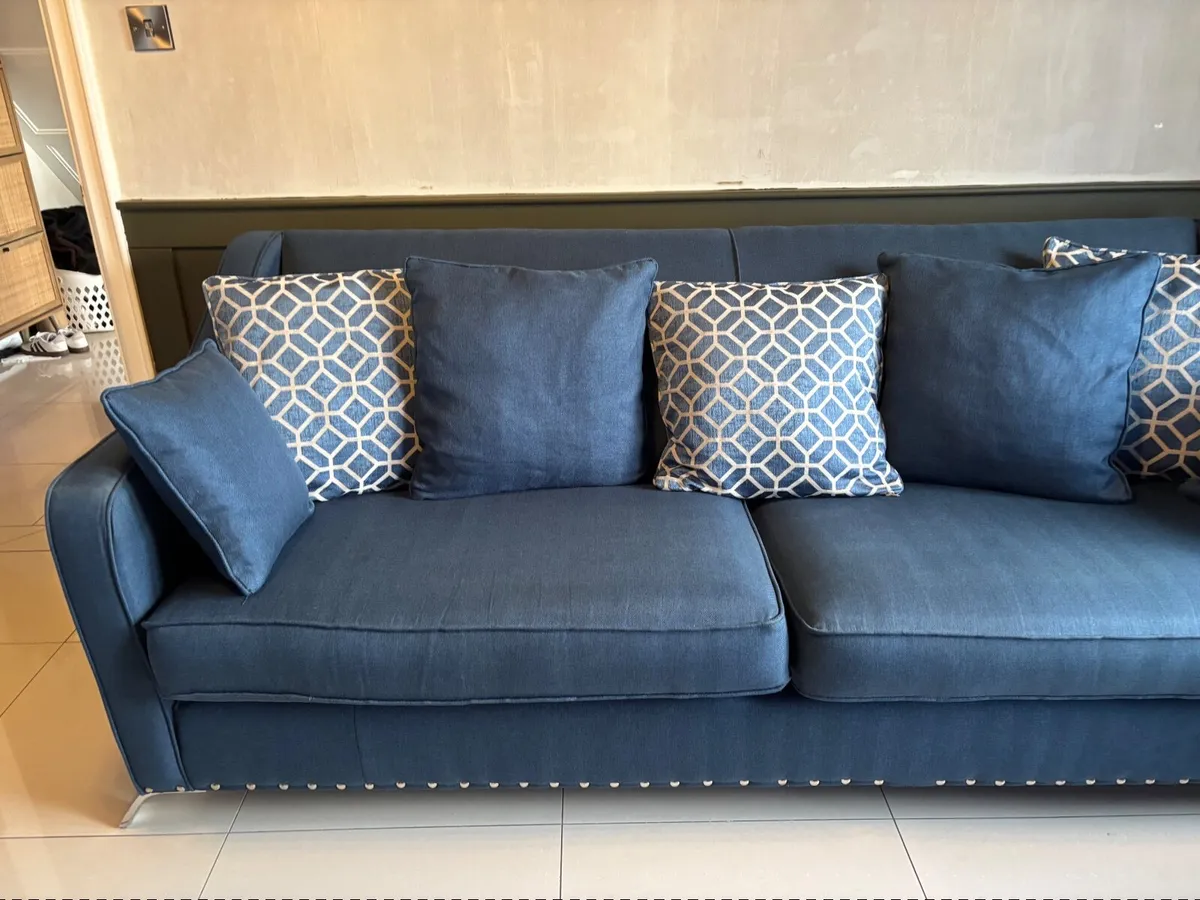 Sofa / suite - Image 1