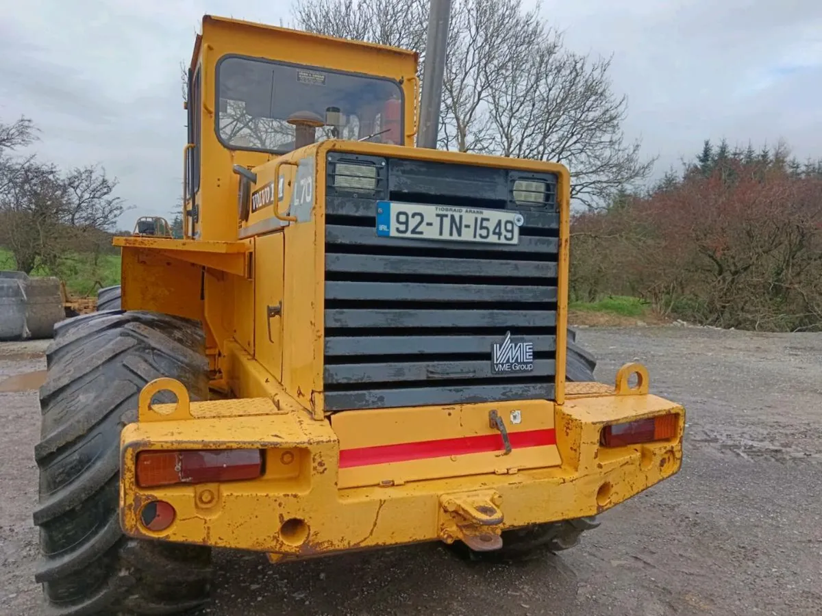 Volvo L70 loader - Image 3