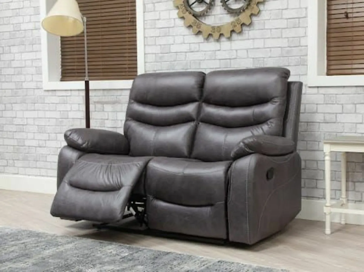 Porter leather recliners - Image 3