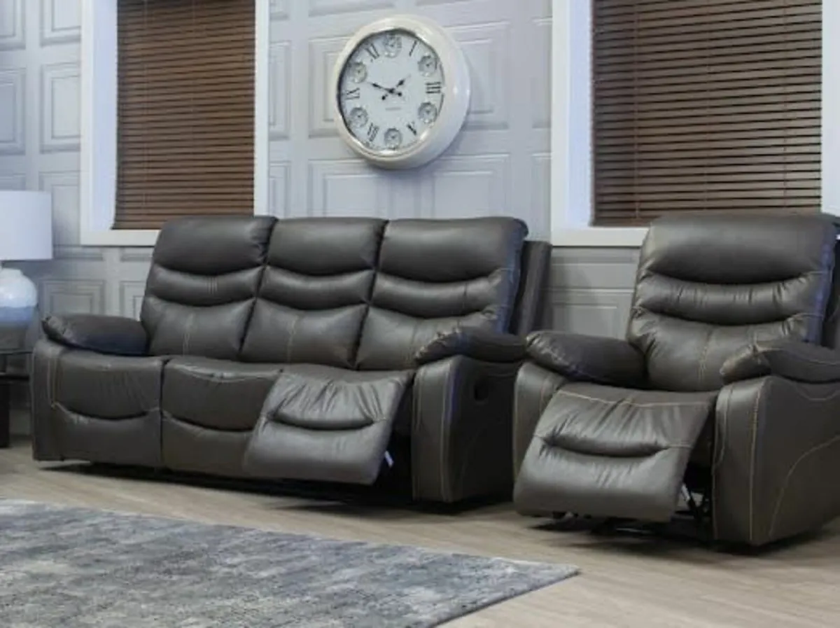 Porter leather recliners - Image 4