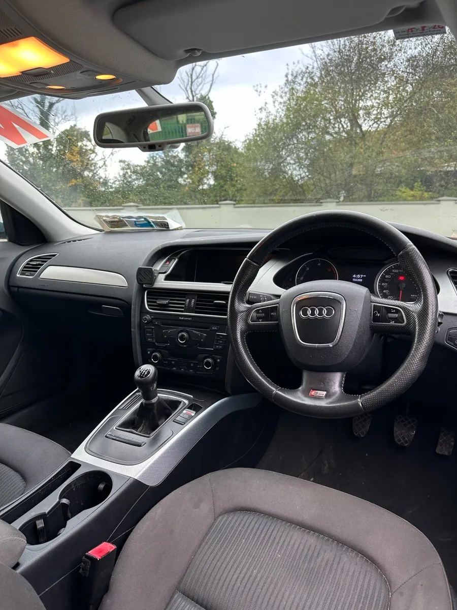 Audi A4 advant !LOW MILES! - Image 2