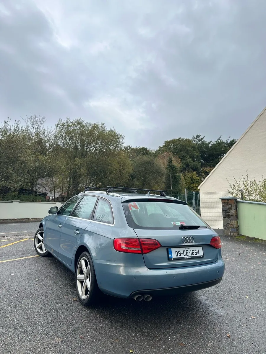 Audi A4 advant !LOW MILES! - Image 4