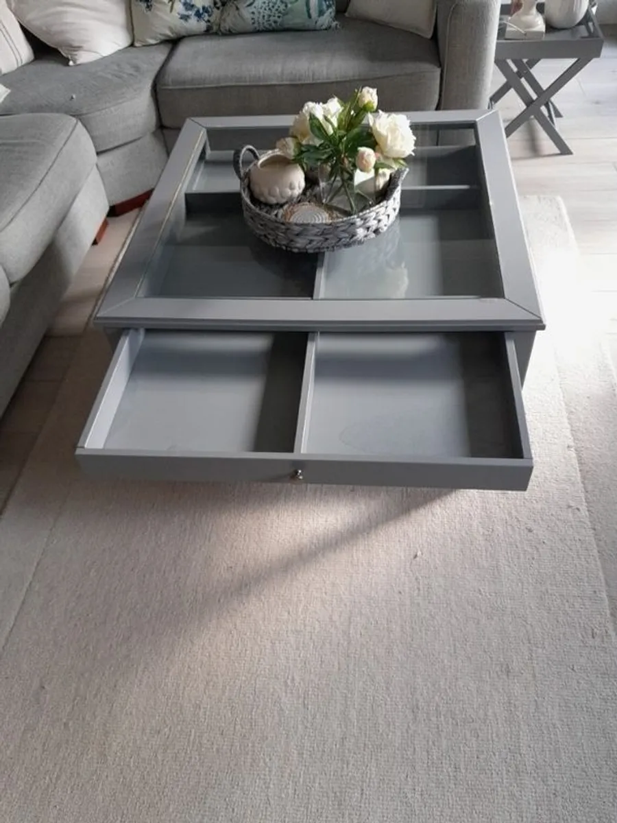 Coffee table - Image 2