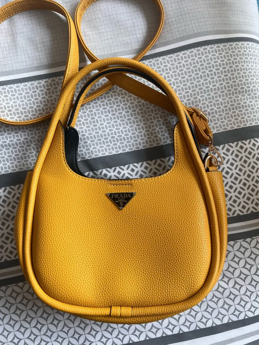 Prada bag - Image 1
