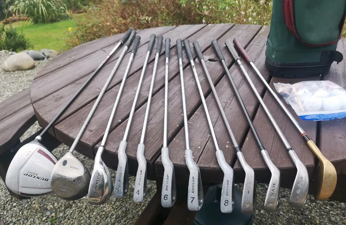 Gents Starter set, bag, 2 woods, 9 irons & putter - Image 4