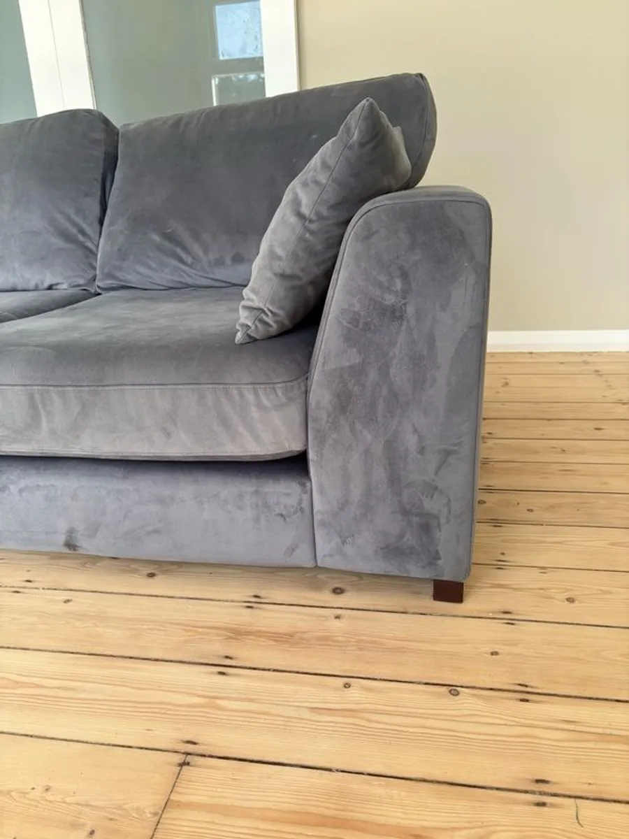 4-seater family L shaped couch - Image 3