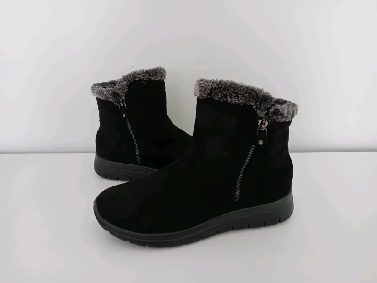 Ladies "Comfort Bliss" Ankle Boots (NEW) - Image 1