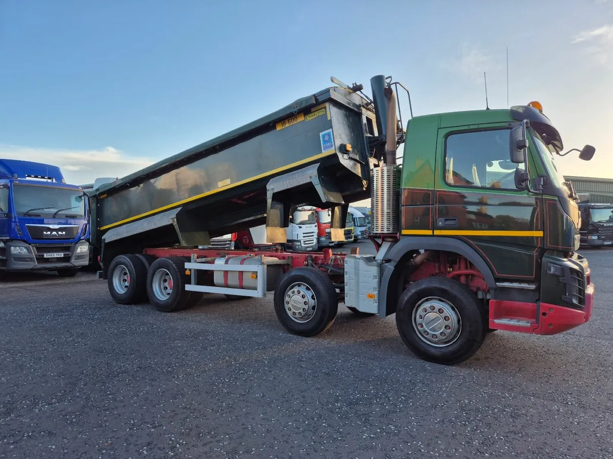 2016(late) Volvo FMX410 8x4 Charlton Tipper - Image 1