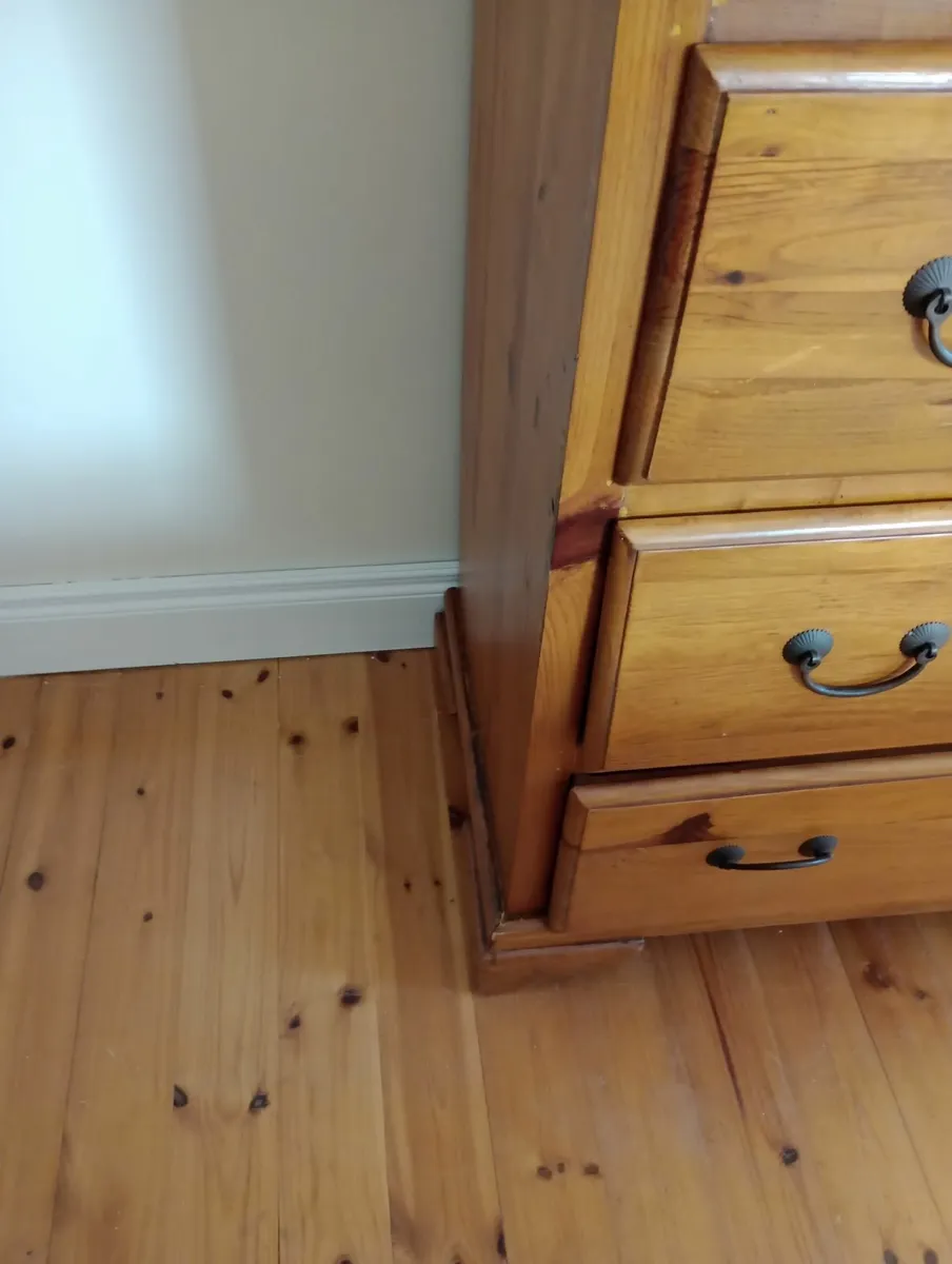 Chest of drawers - Image 1