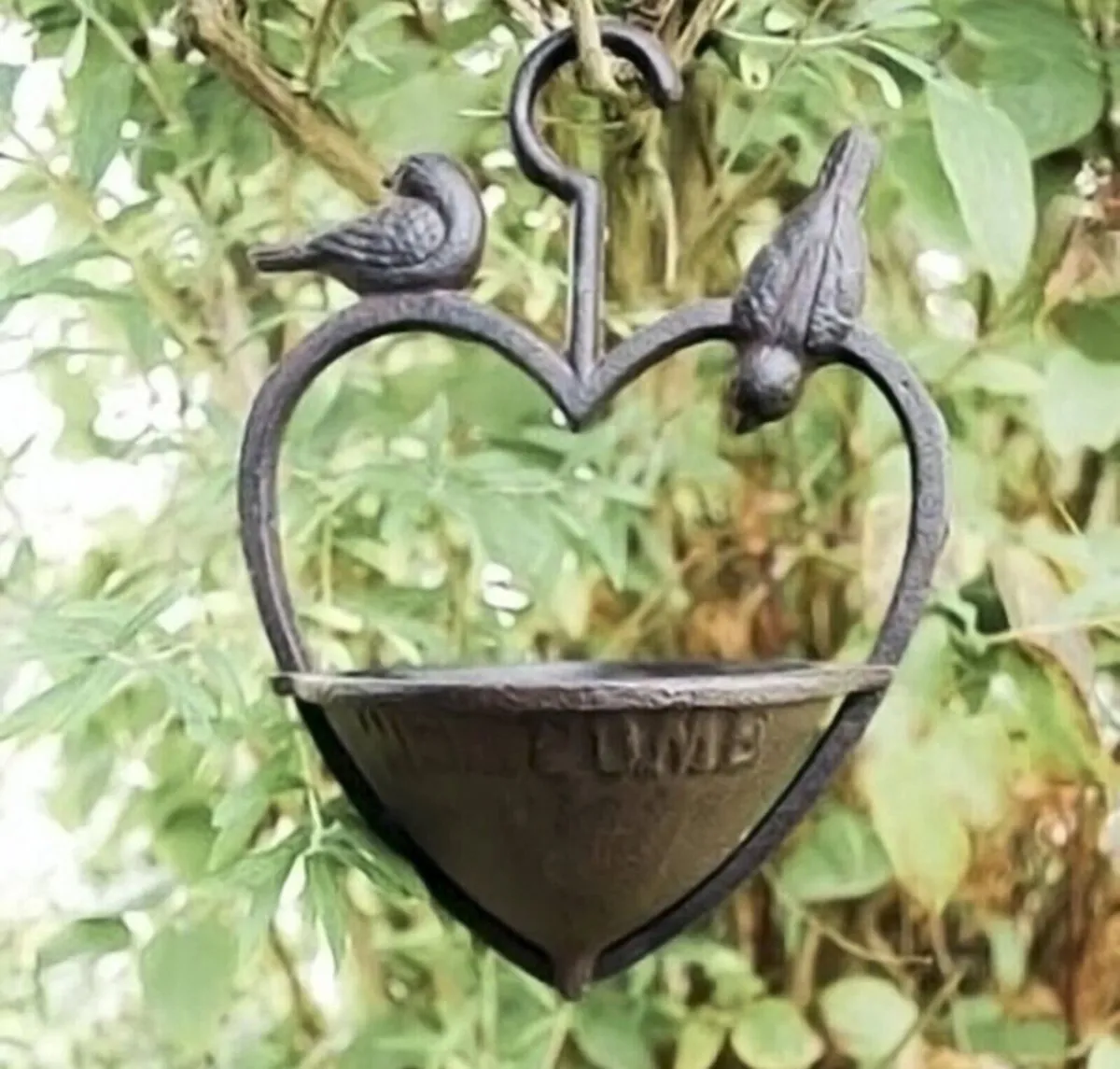 Cast Iron Loveheart Wild Bird Feeder - Image 1
