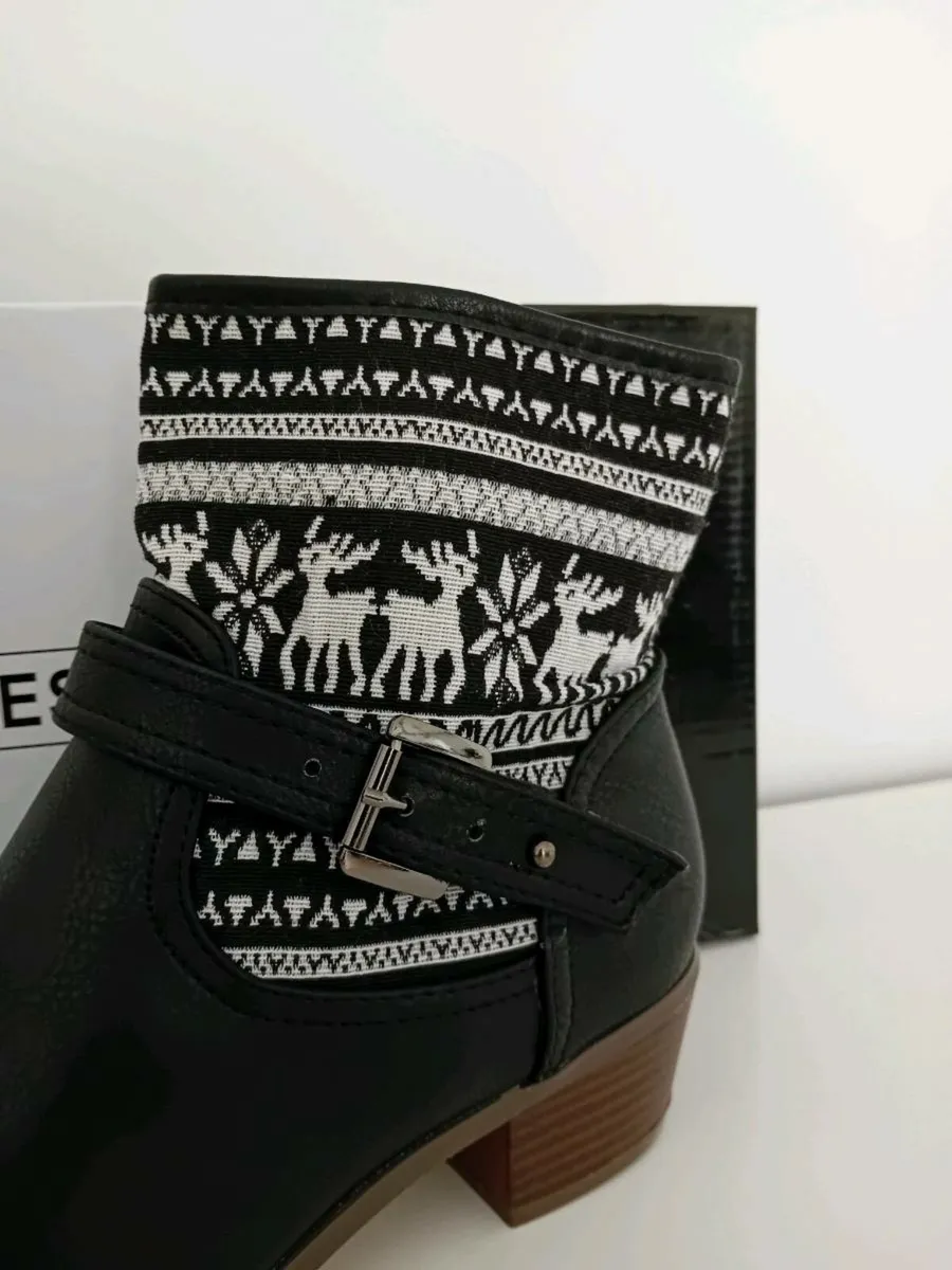 VICES-VERSO Fairisle print ankle boots (BNIB) - Image 3