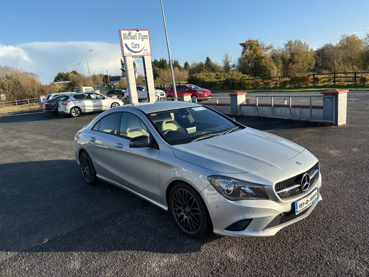 Mercedes-Benz CLA 200 DSL Auto 2015 - Image 2