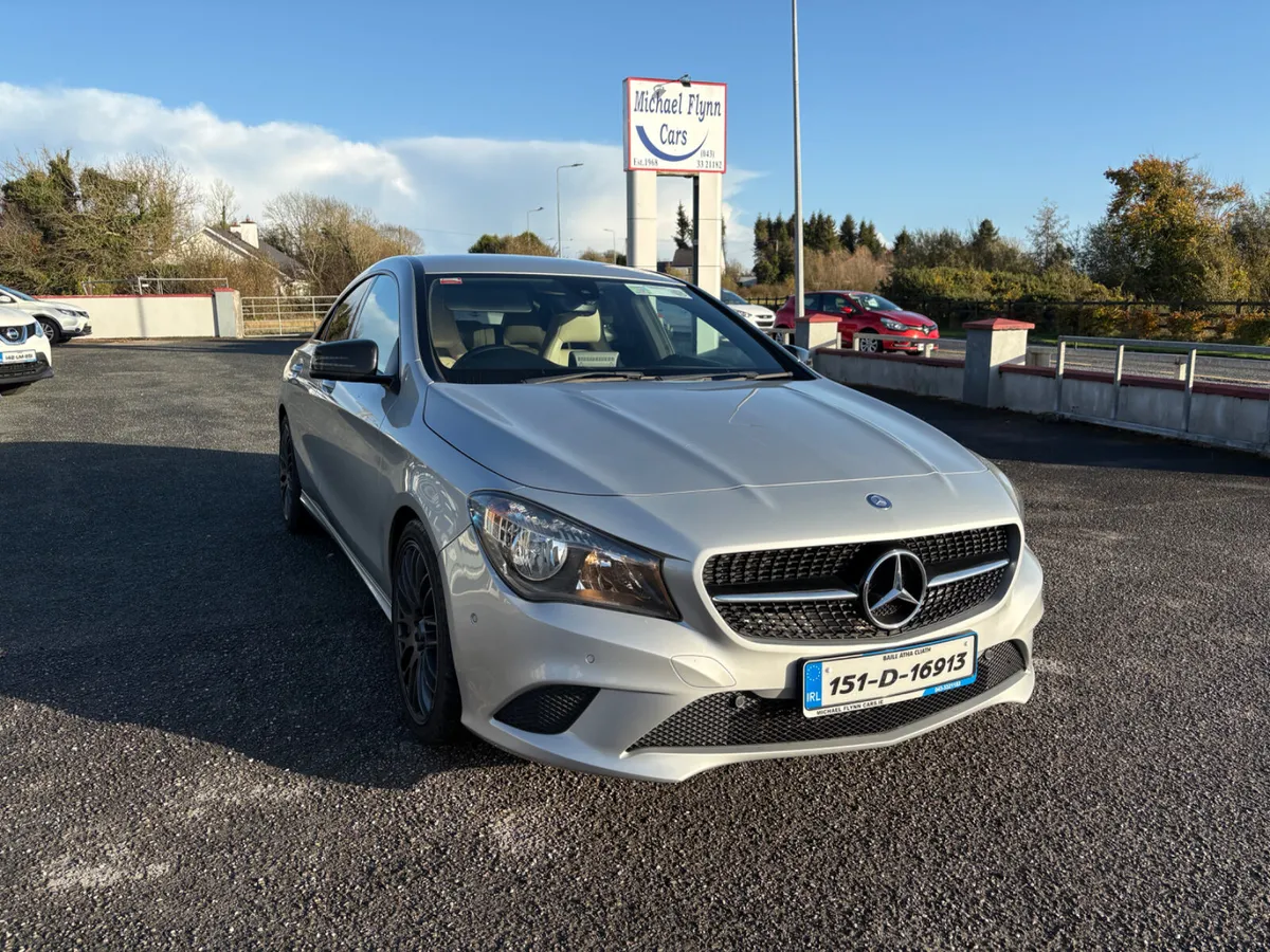Mercedes-Benz CLA 200 DSL Auto 2015 - Image 1